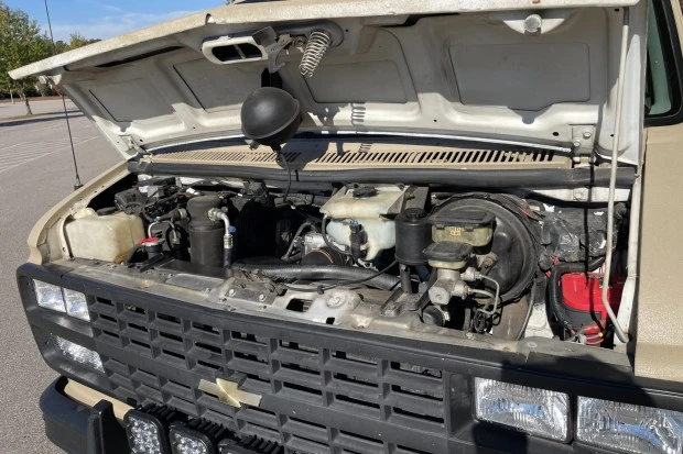 1993 Chevrolet G-Series Van - Image 7 of 9