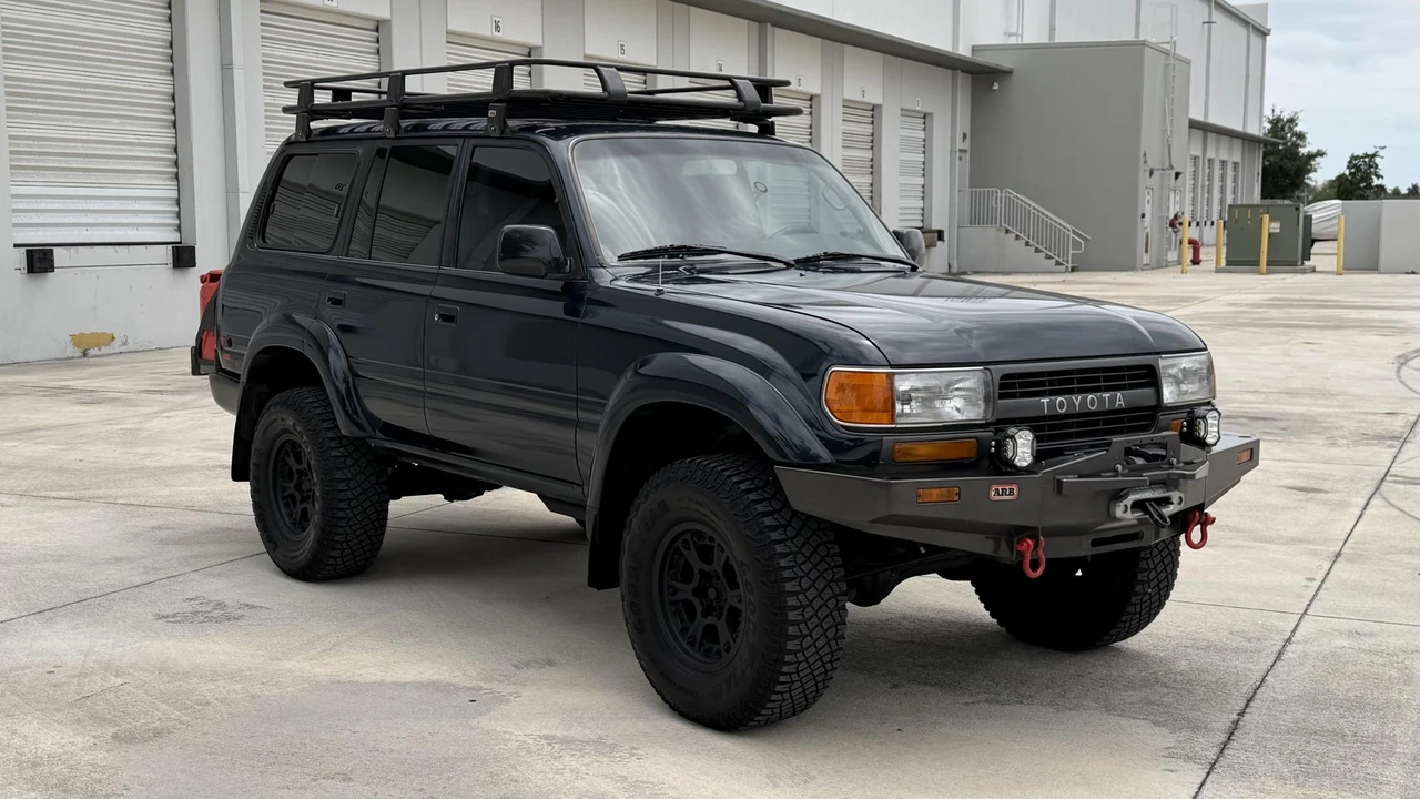 1993 Toyota J80 Land Cruiser - Image 16 of 31