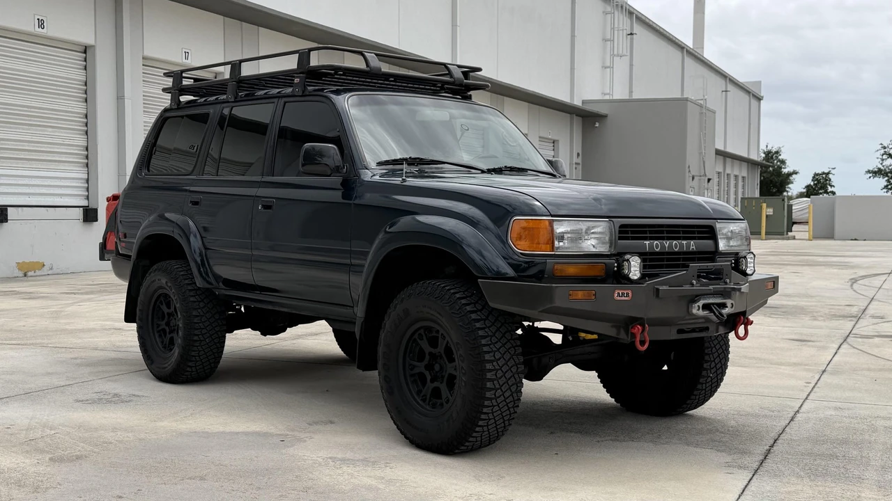 1993 Toyota J80 Land Cruiser - Image 15 of 31