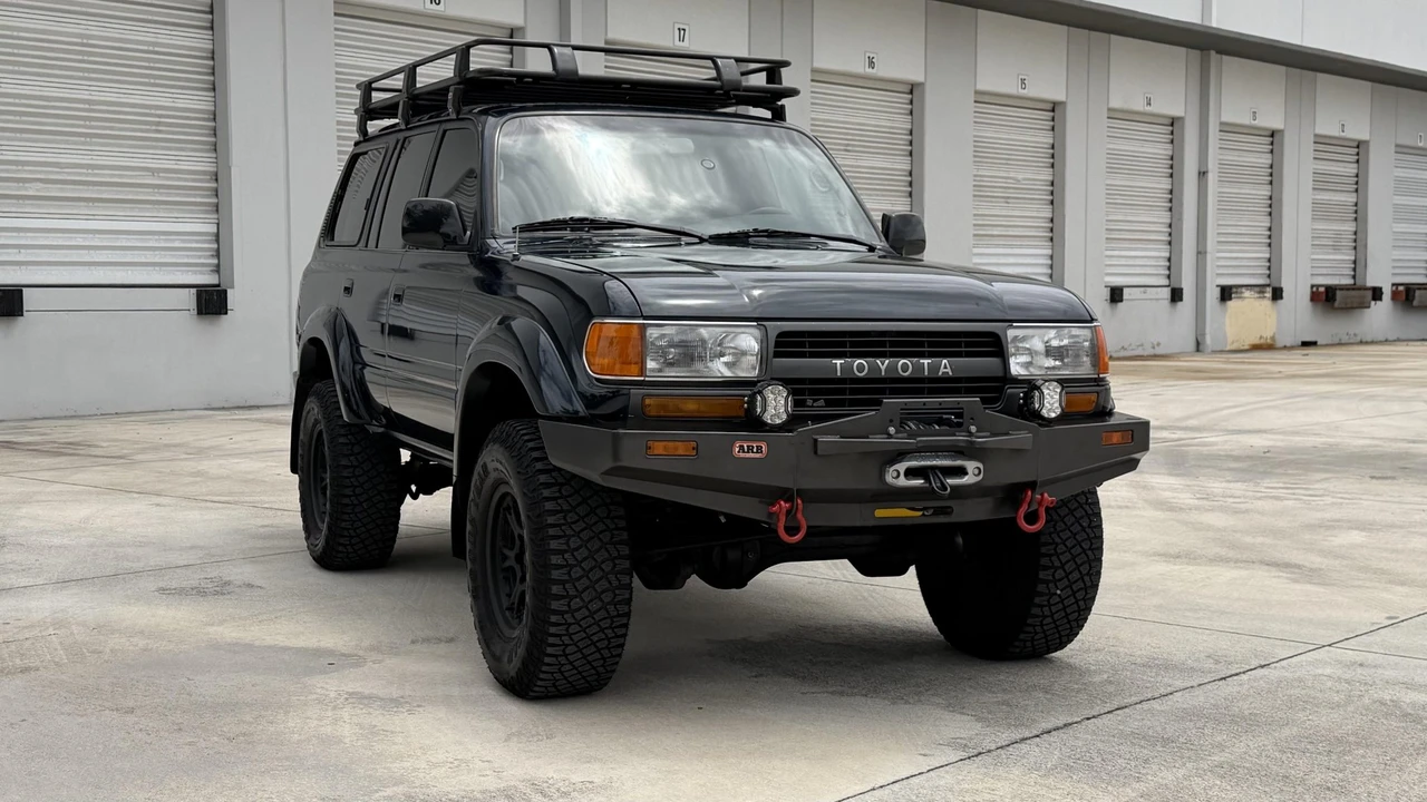 1993 Toyota J80 Land Cruiser - Image 19 of 31