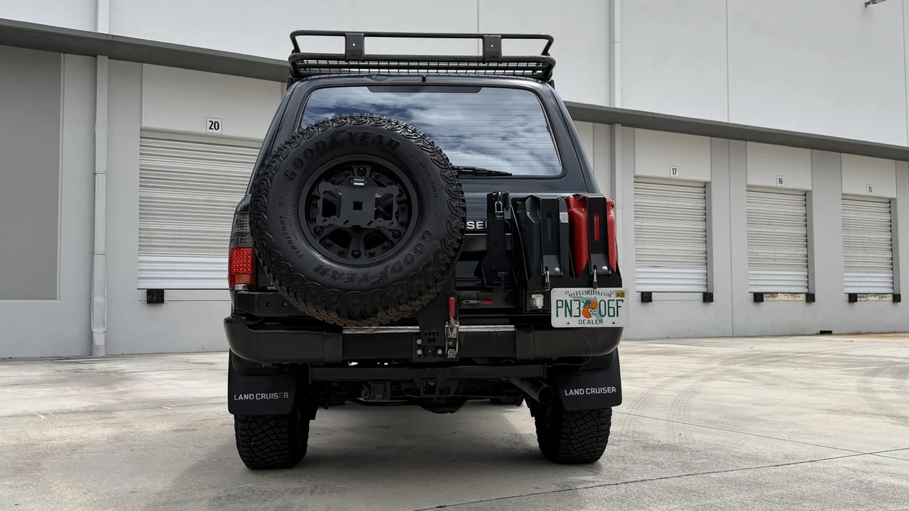 1993 Toyota J80 Land Cruiser - Image 8 of 31