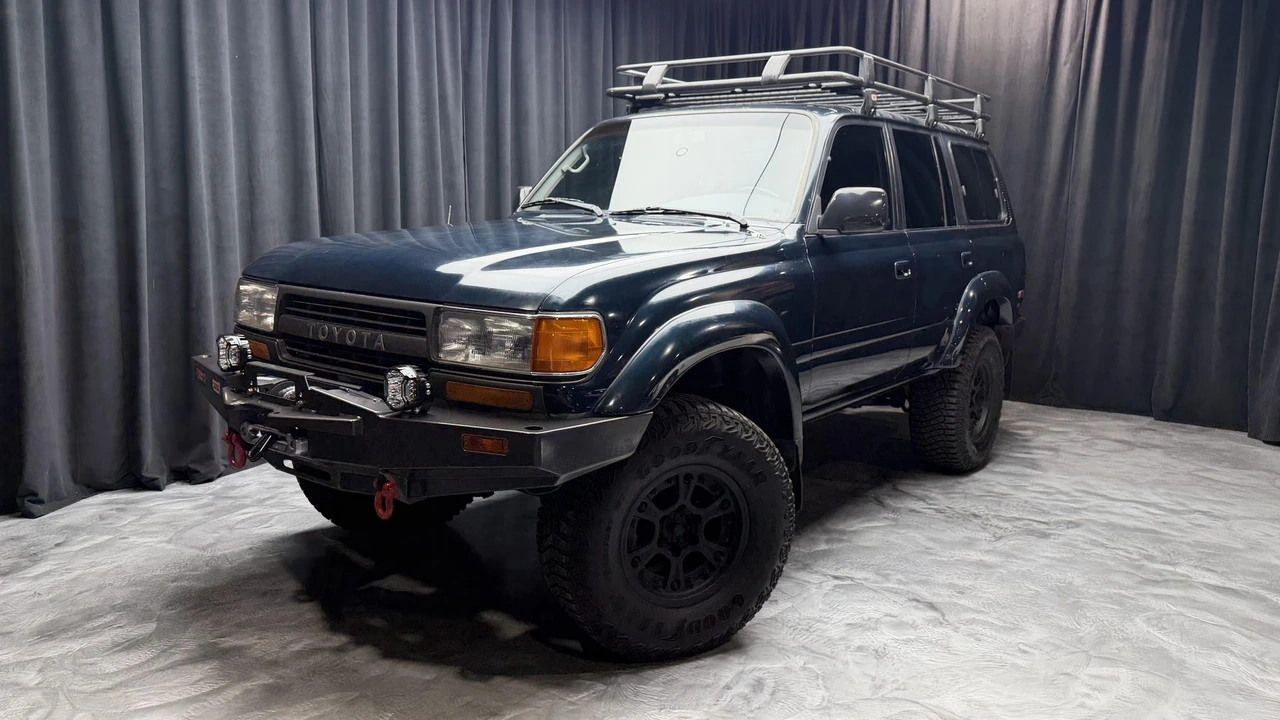 1993 Toyota J80 Land Cruiser - Image 2 of 31