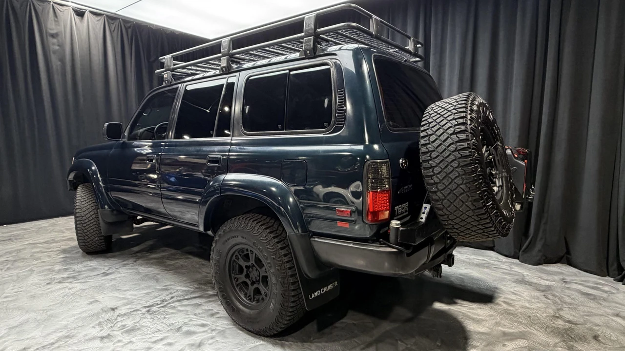 1993 Toyota J80 Land Cruiser - Image 3 of 31