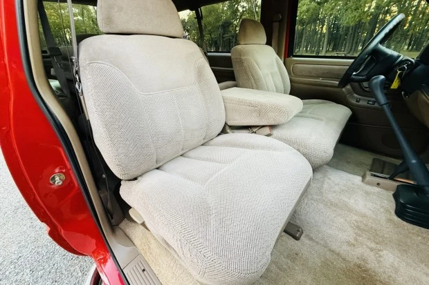 1994 Chevrolet K5 Blazer 3rd Gen - Image 4 of 7