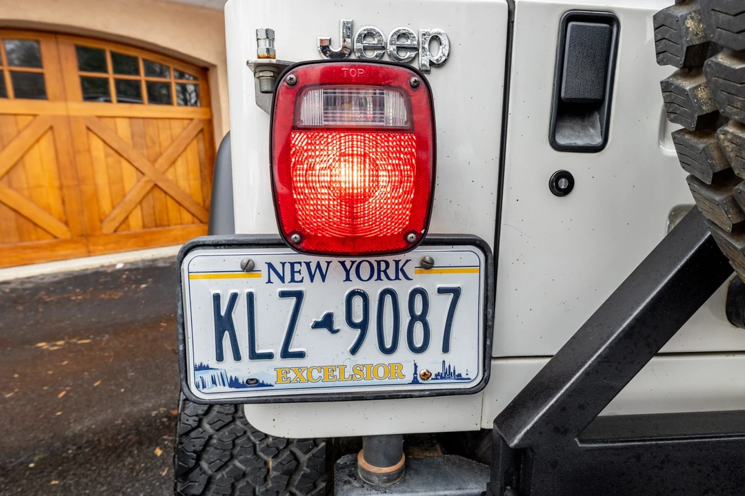 2001 Jeep TJ Wrangler - Image 16 of 31