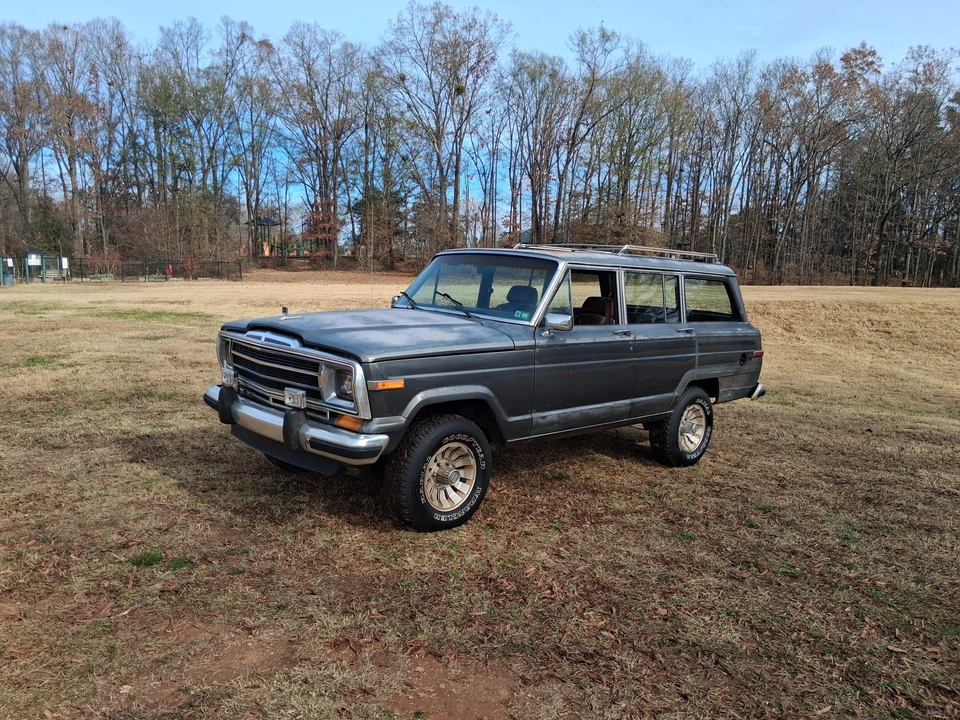 1987 Jeep SJ Grand Wagoneer - Image 6 of 31
