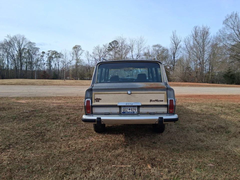 1987 Jeep SJ Grand Wagoneer - Image 9 of 31