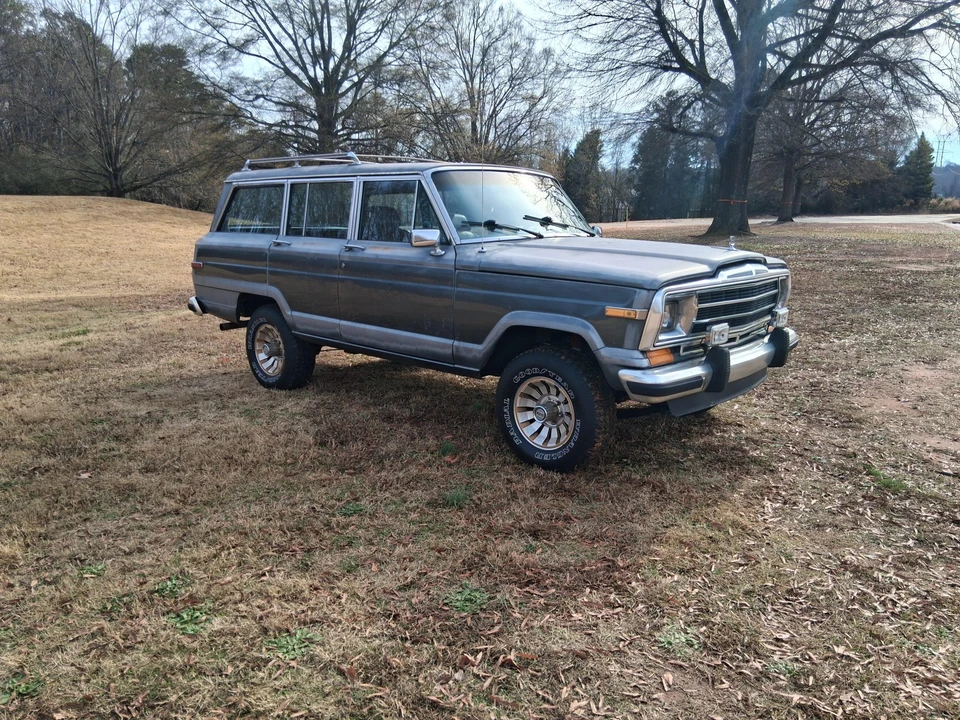 1987 Jeep SJ Grand Wagoneer - Image 2 of 31
