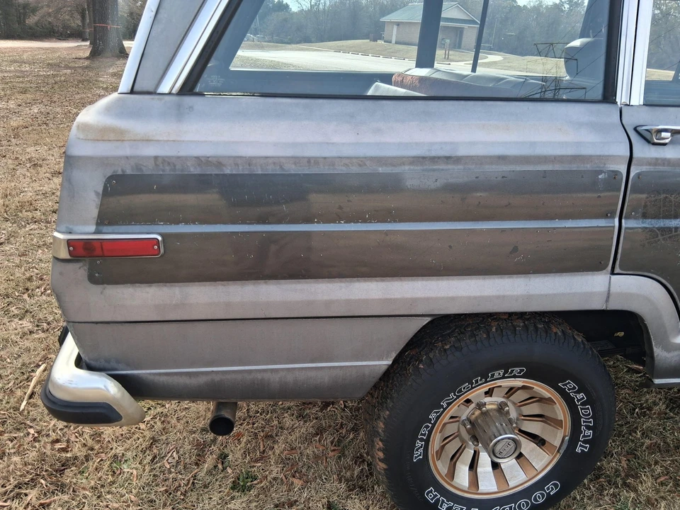 1987 Jeep SJ Grand Wagoneer - Image 23 of 31