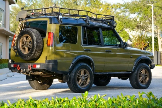 2003 Land Rover Discovery 2nd Gen - Image 2 of 8
