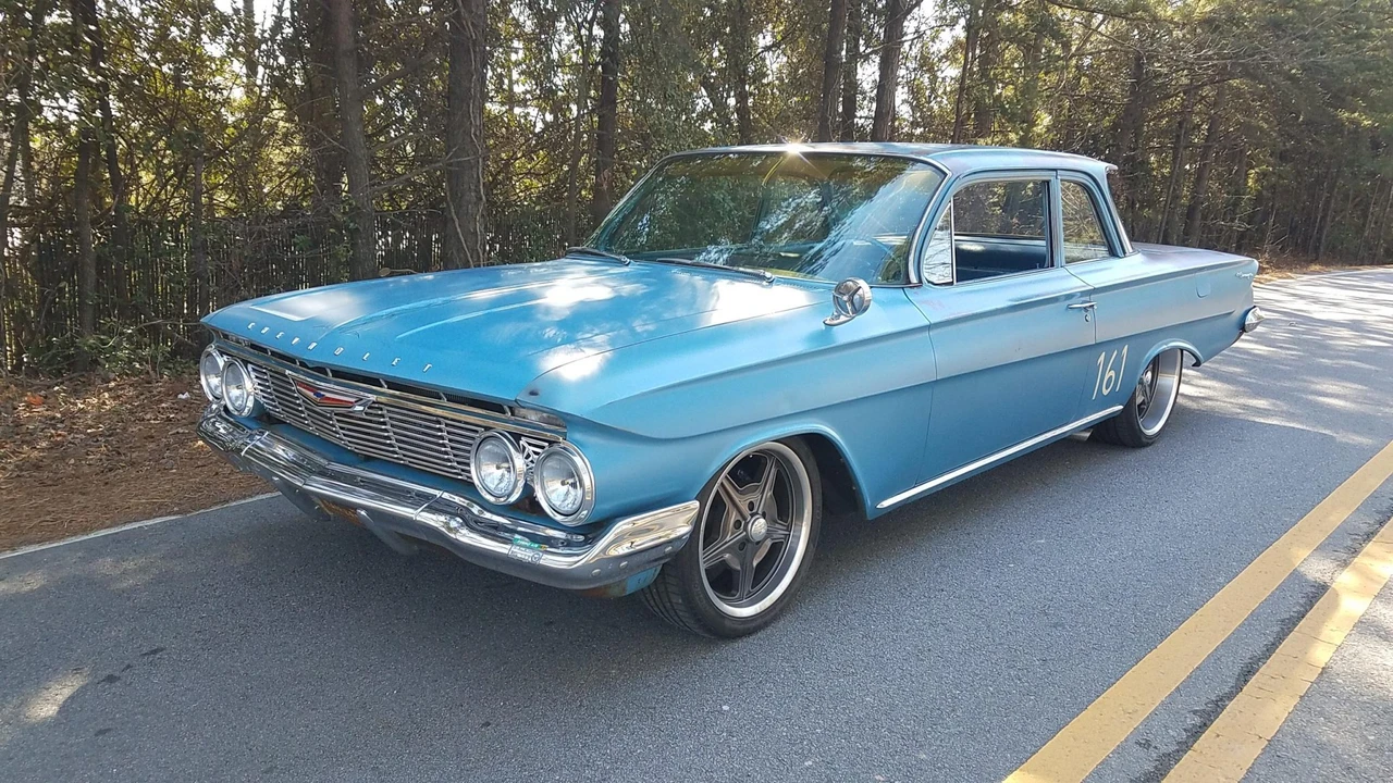 1961 Chevrolet Biscayne - Image 7 of 31