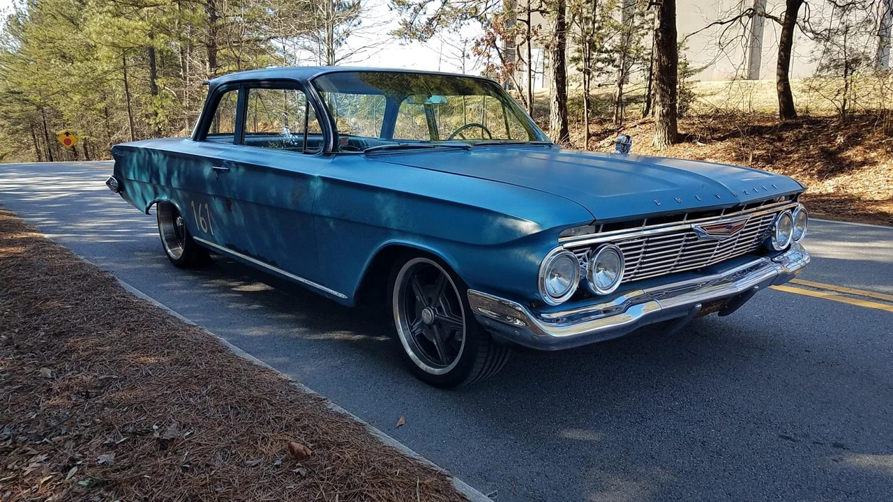 1961 Chevrolet Biscayne - Image 4 of 31