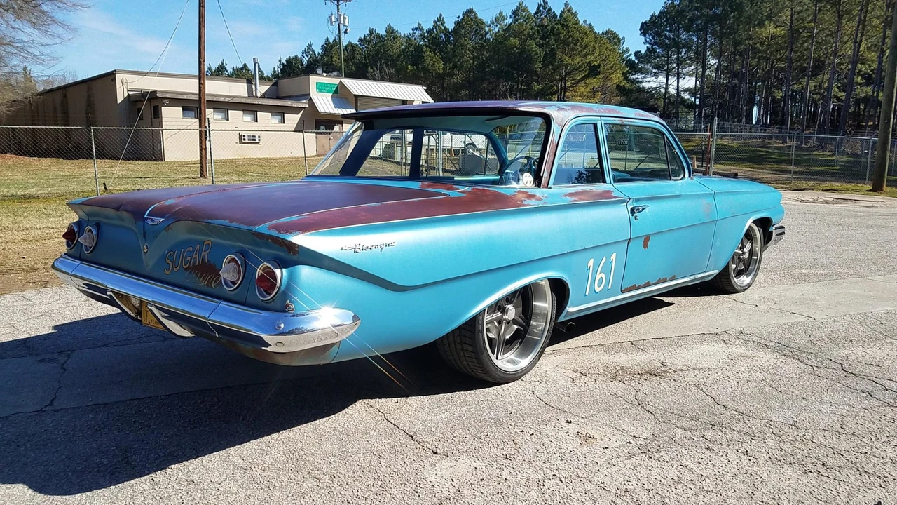 1961 Chevrolet Biscayne - Image 15 of 31