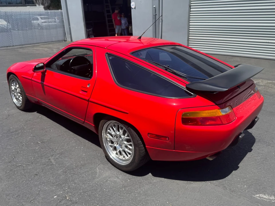 1991 Porsche 928 GT - Image 24 of 31