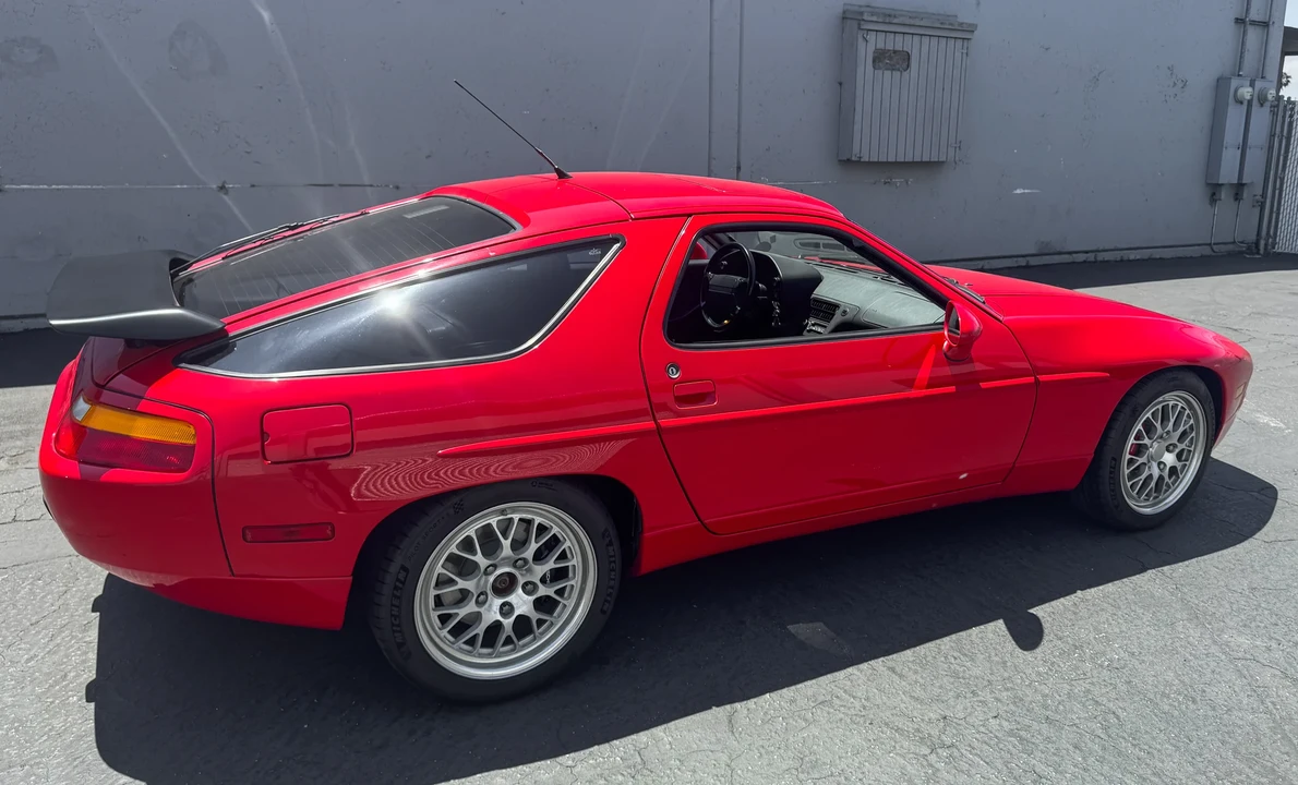 1991 Porsche 928 GT - Image 8 of 31