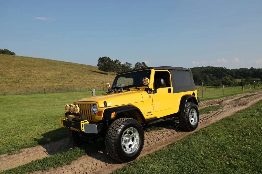 2004 Jeep TJ Wrangler - Image 7 of 31