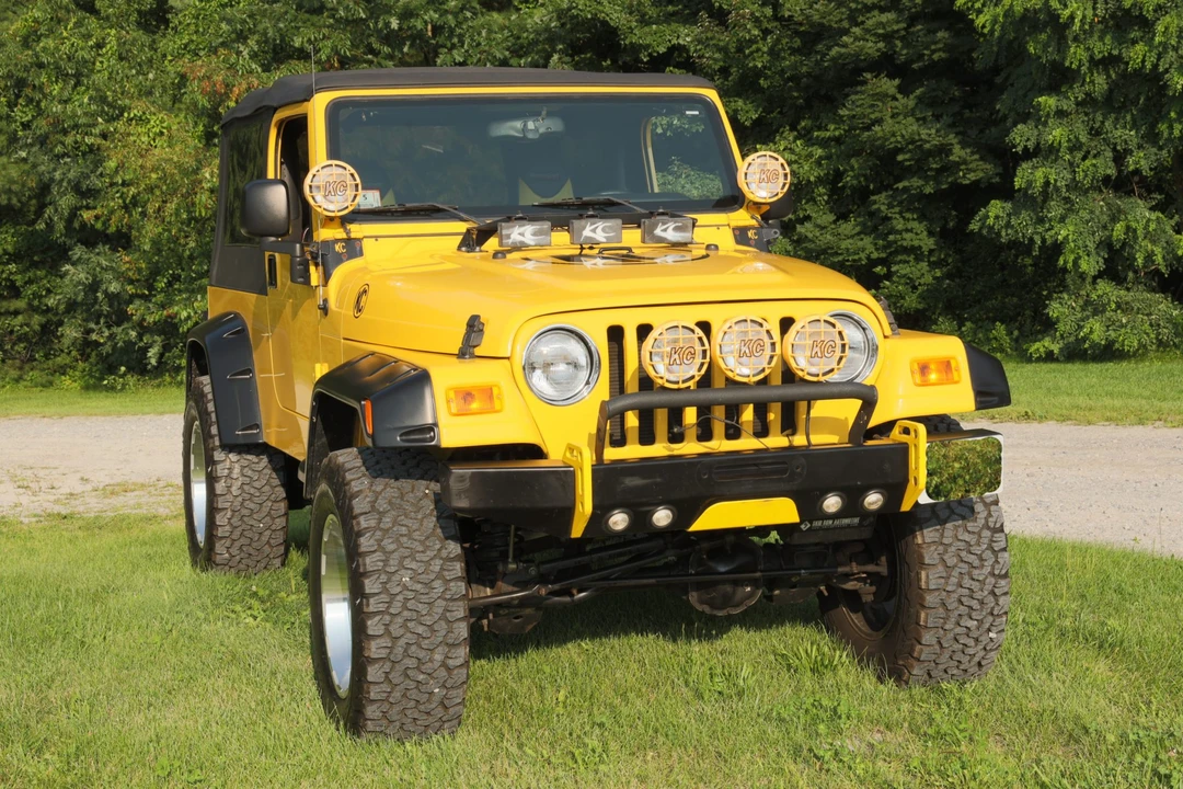 2004 Jeep TJ Wrangler - Image 19 of 31