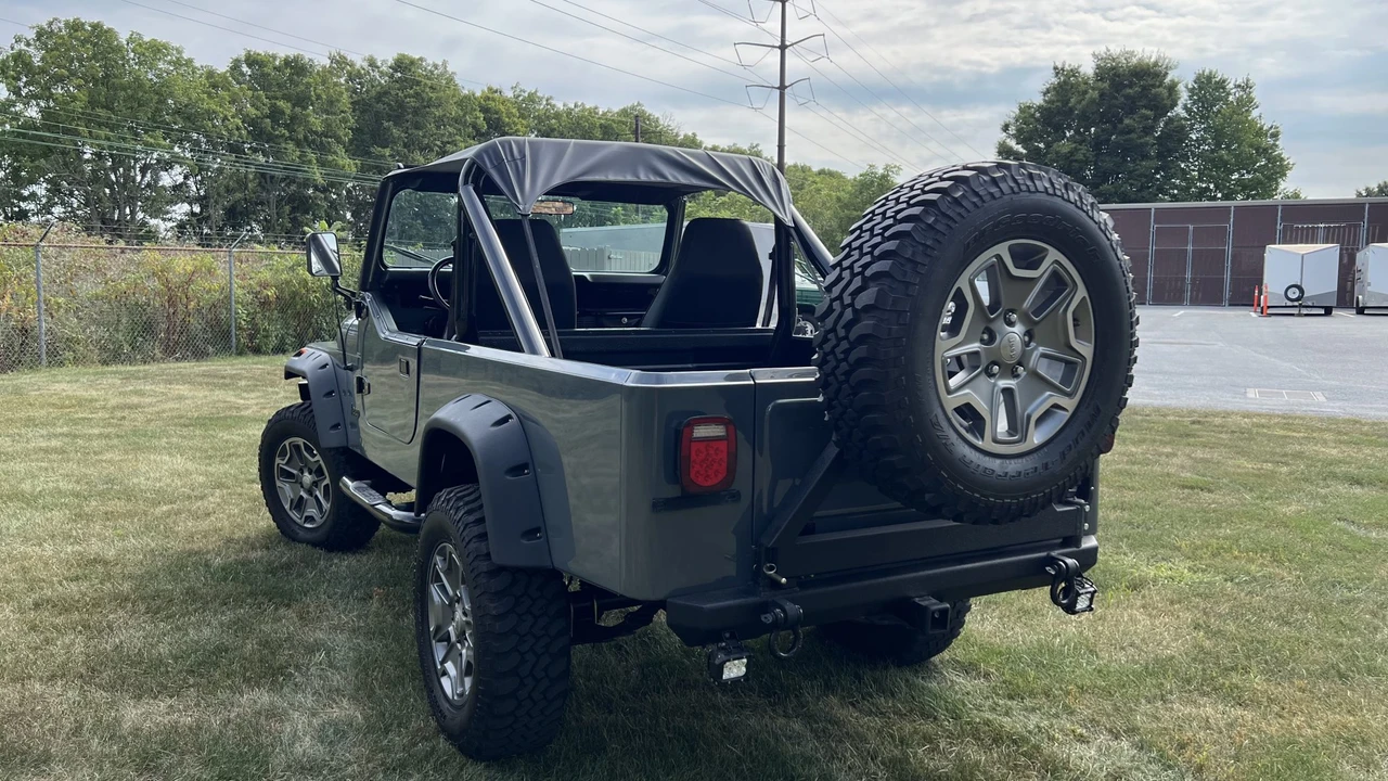 1981 Jeep CJ8 Scrambler - Image 16 of 31