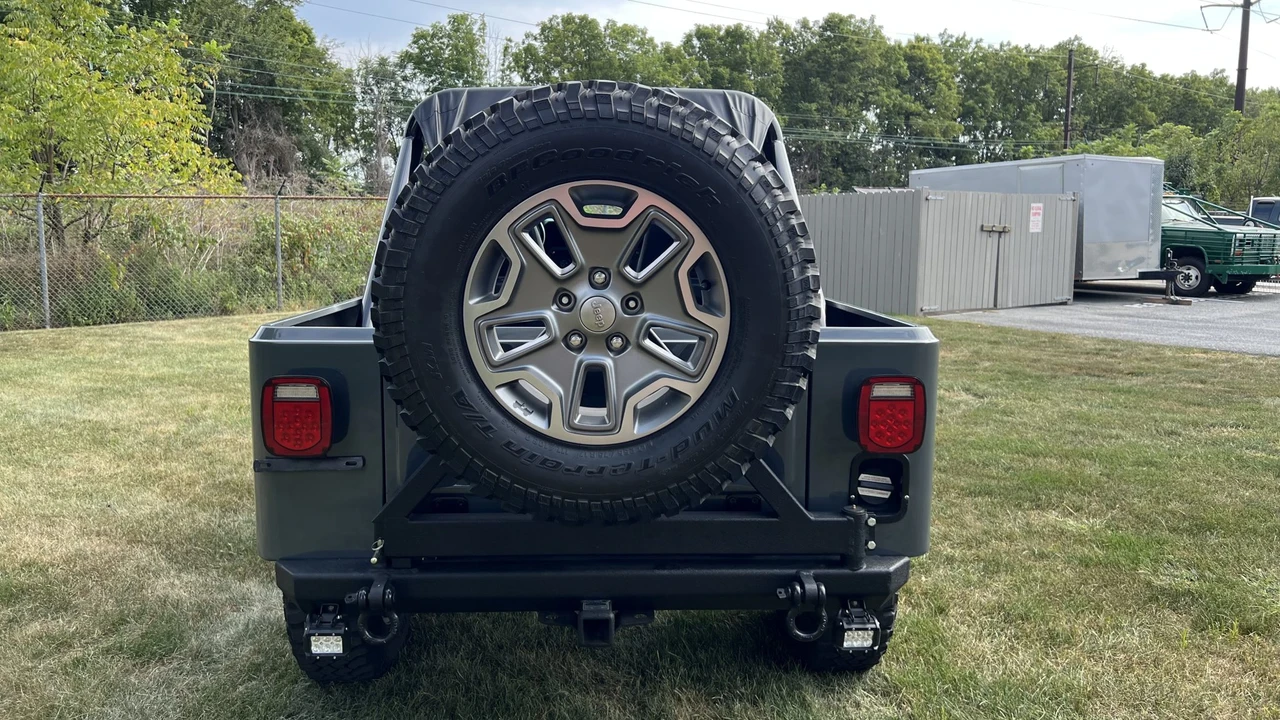 1981 Jeep CJ8 Scrambler - Image 15 of 31