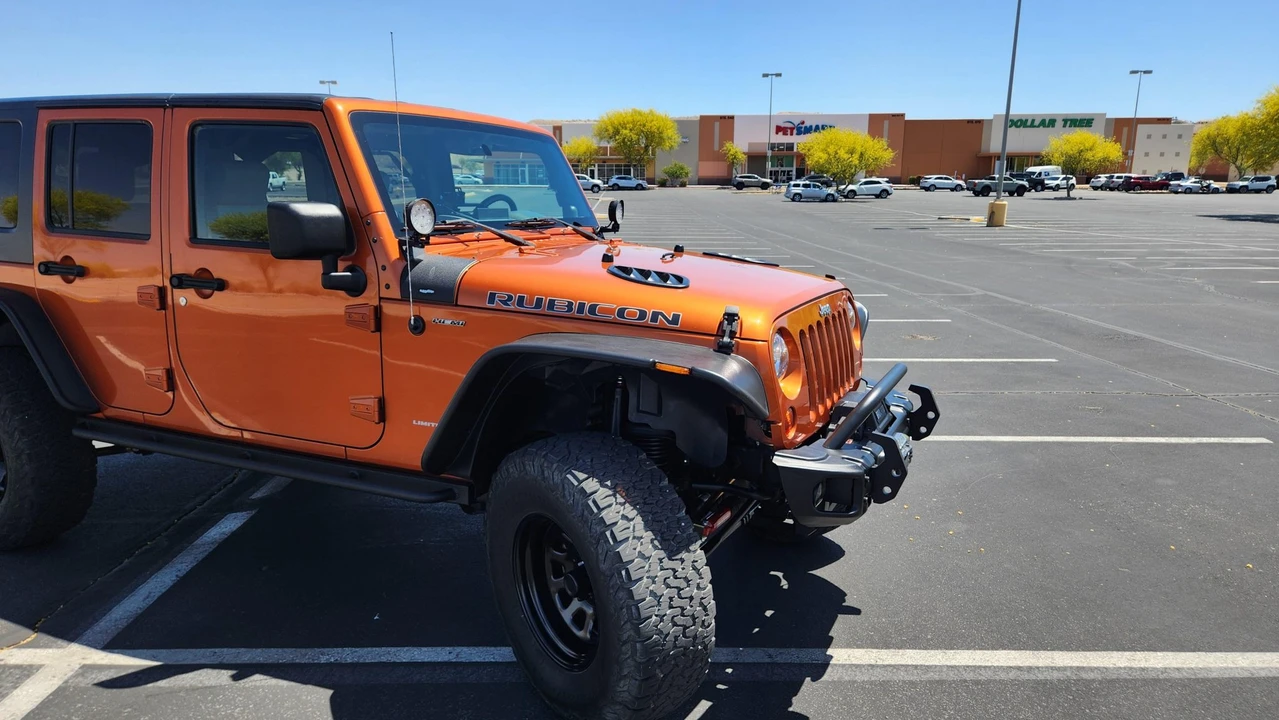 2010 Jeep JK Wrangler - Image 16 of 31