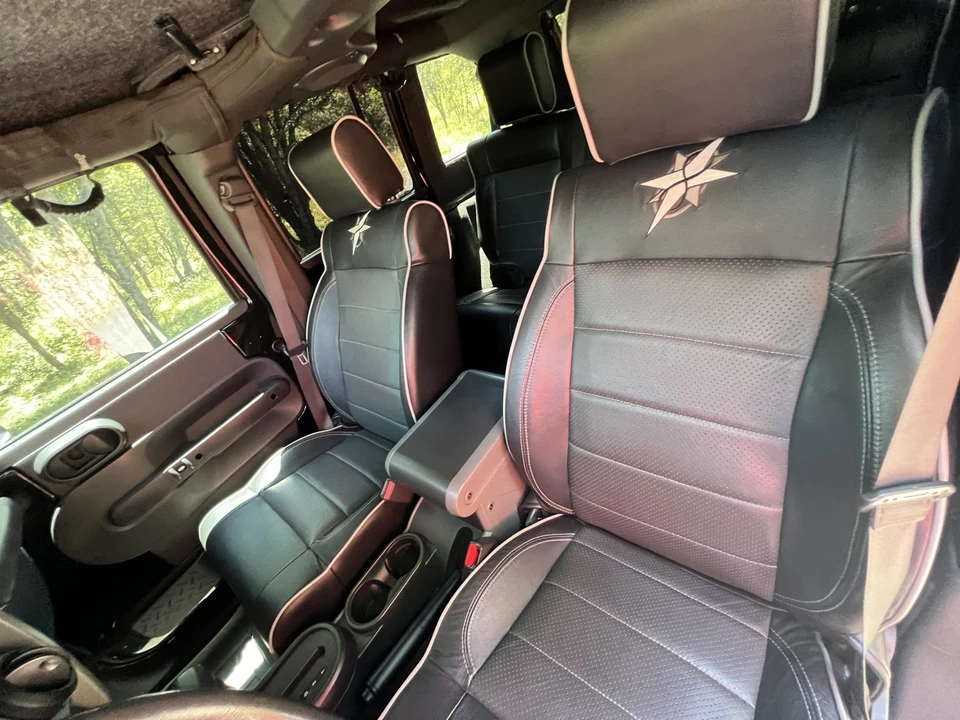 2010 Jeep JK Wrangler - Image 28 of 31