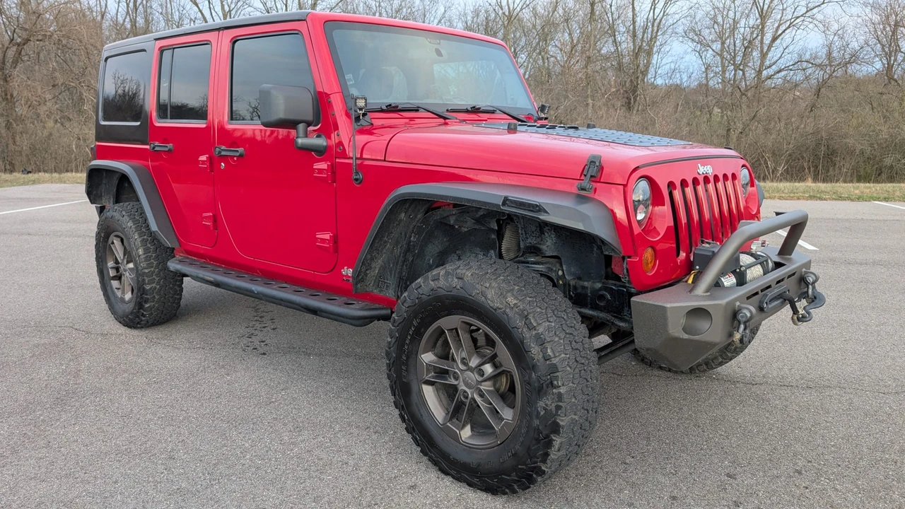 2011 Jeep JK Wrangler - Image 12 of 31