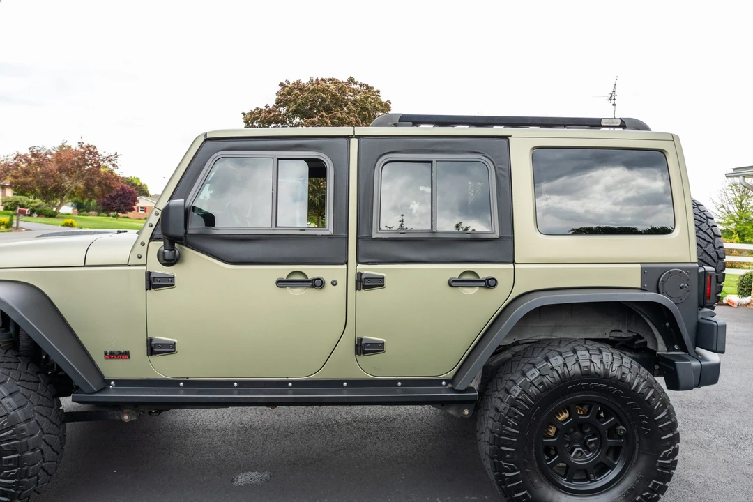 2015 Jeep JK Wrangler - Image 10 of 31
