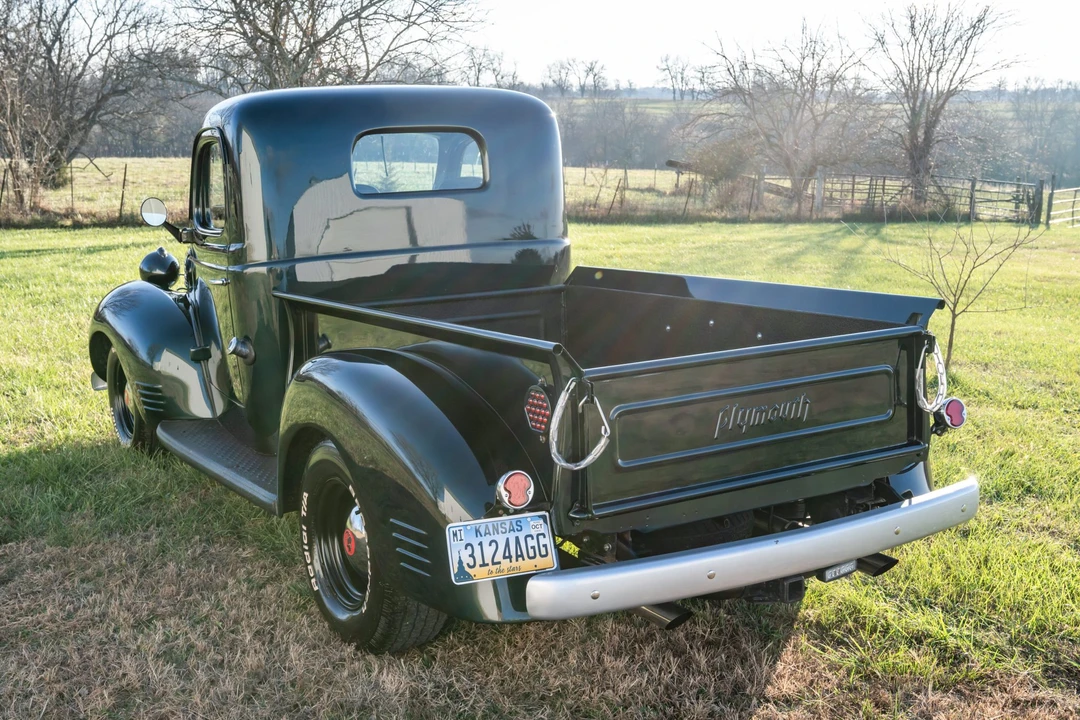 1940 Plymouth - Image 4 of 31
