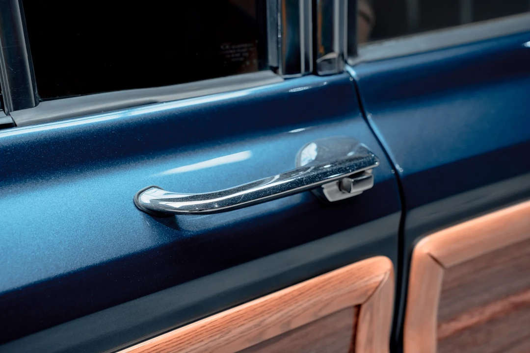 1990 Jeep SJ Grand Wagoneer - Image 18 of 31