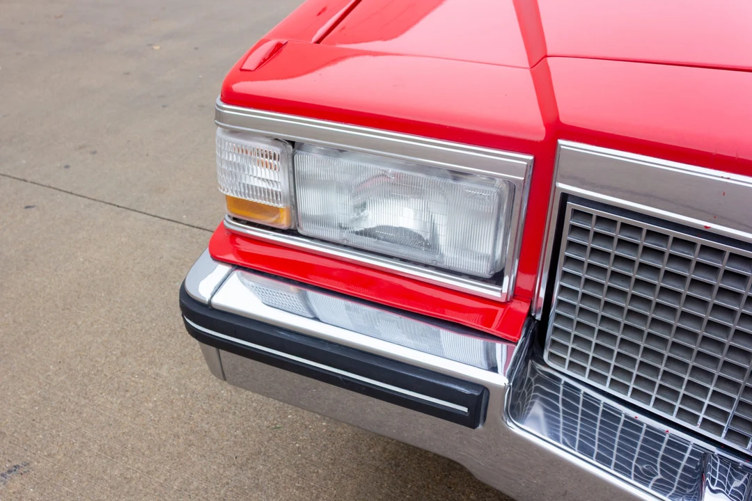 1984 Cadillac Brougham - Image 13 of 31