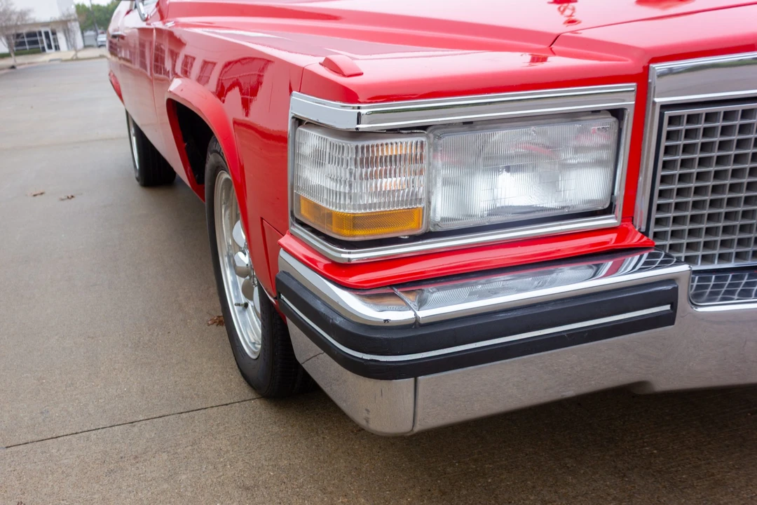 1984 Cadillac Brougham - Image 11 of 31
