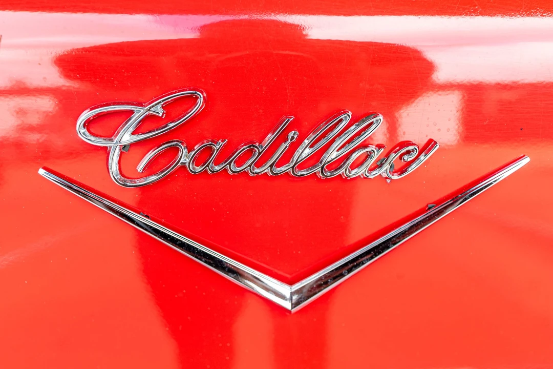 1984 Cadillac Brougham - Image 23 of 31