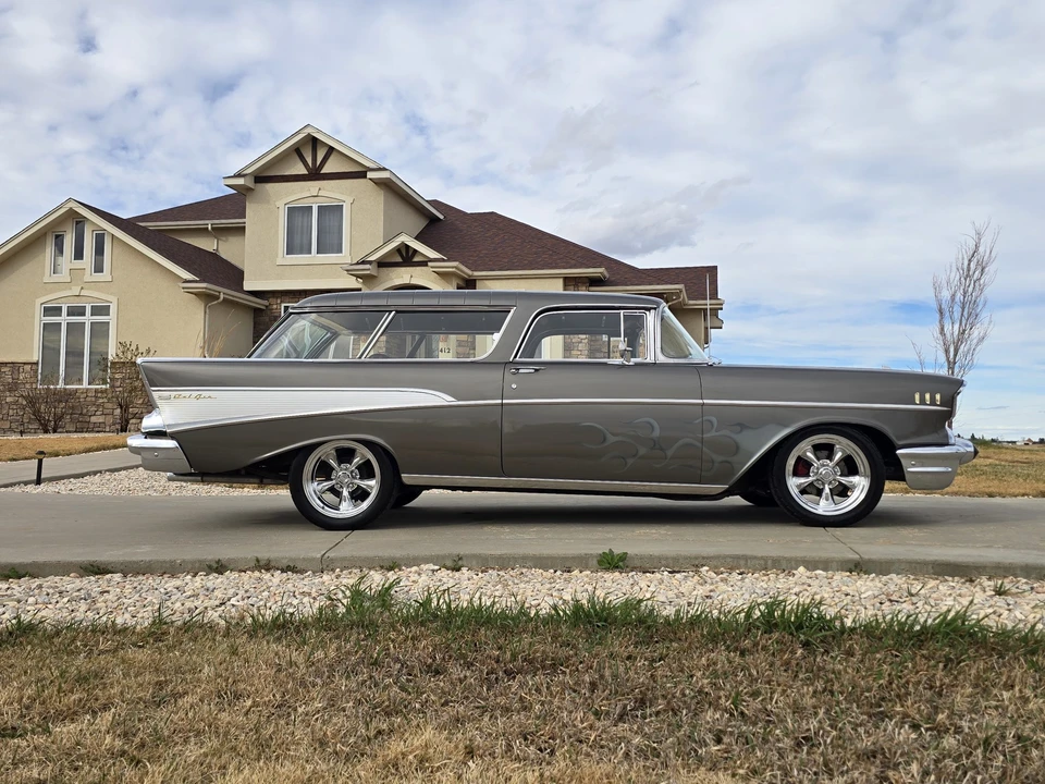 1957 Chevrolet Nomad - Image 8 of 31