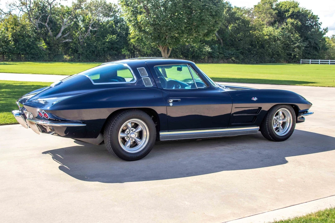 1964 Chevrolet Corvette C2 - Image 26 of 31