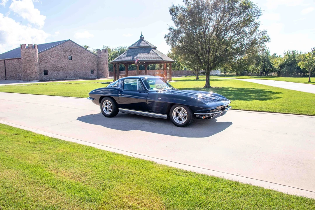 1964 Chevrolet Corvette C2 - Image 15 of 31