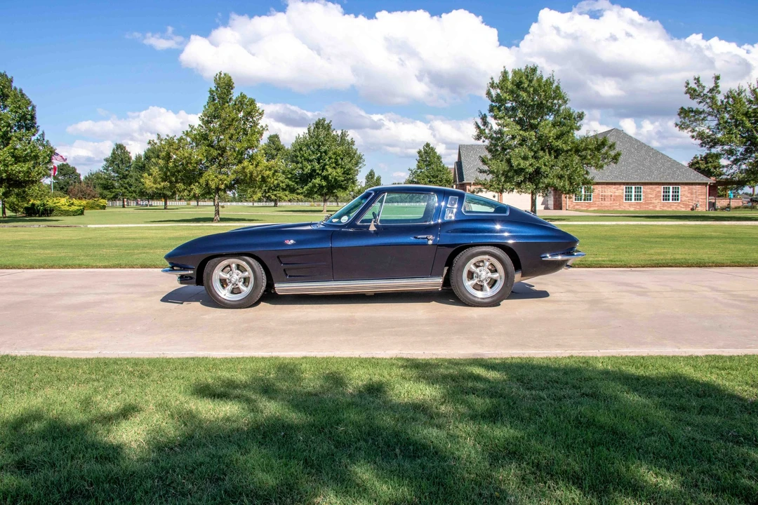1964 Chevrolet Corvette C2 - Image 5 of 31