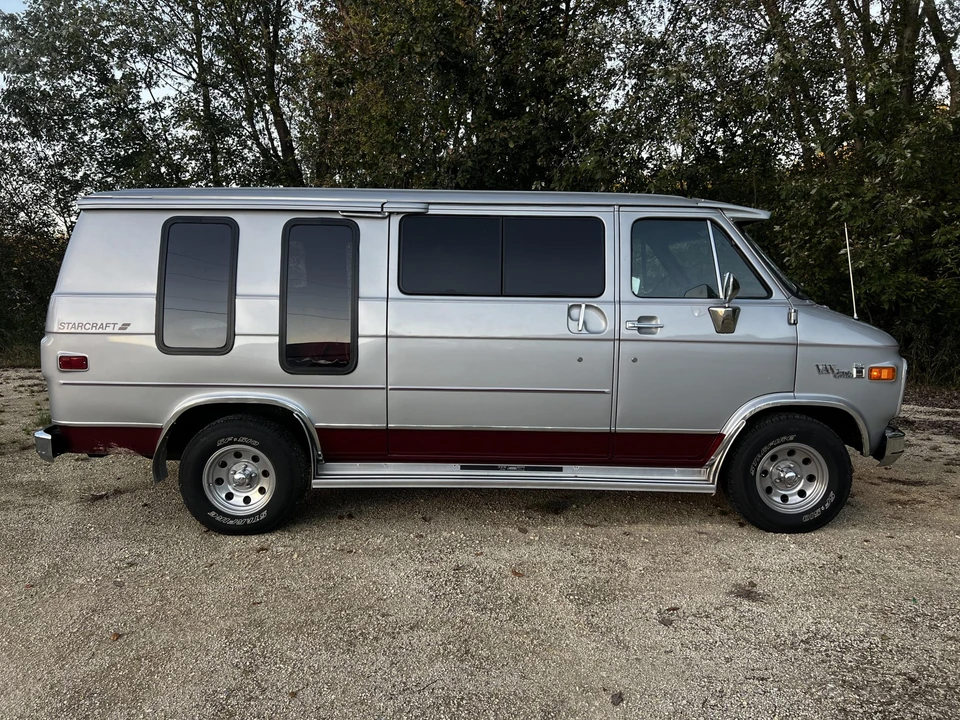 1981 GMC G-series Van - Image 12 of 31