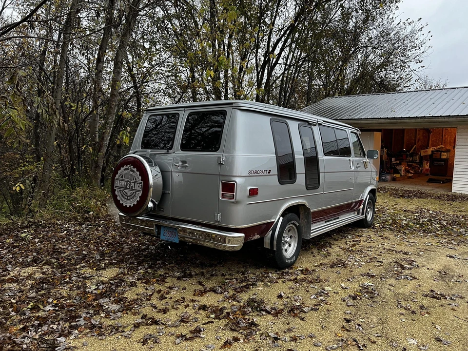 1981 GMC G-series Van - Image 11 of 31