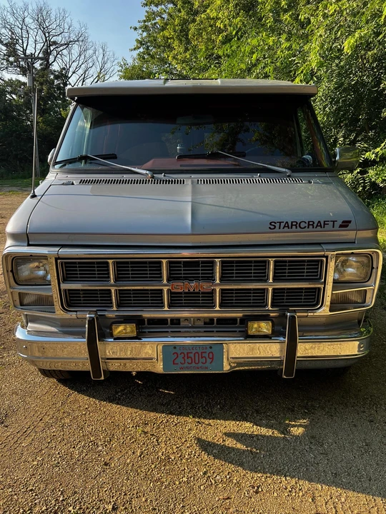 1981 GMC G-series Van - Image 2 of 31