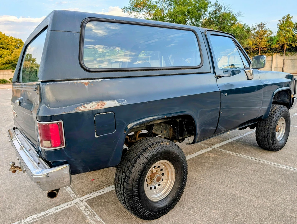 1985 GMC Jimmy 2nd Gen - Image 26 of 31