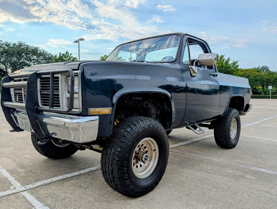 1985 GMC Jimmy 2nd Gen - Image 5 of 31