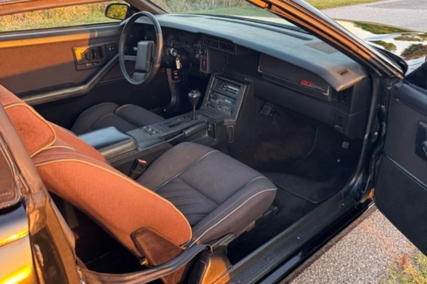 1987 Chevrolet Camaro 3rd Gen - Image 4 of 8