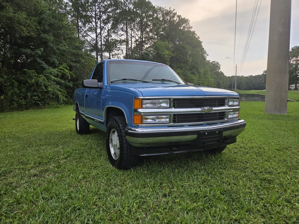 1997 Chevrolet Silverado - Image 27 of 31