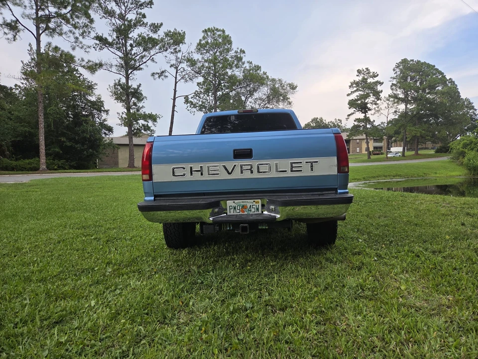 1997 Chevrolet Silverado - Image 14 of 31