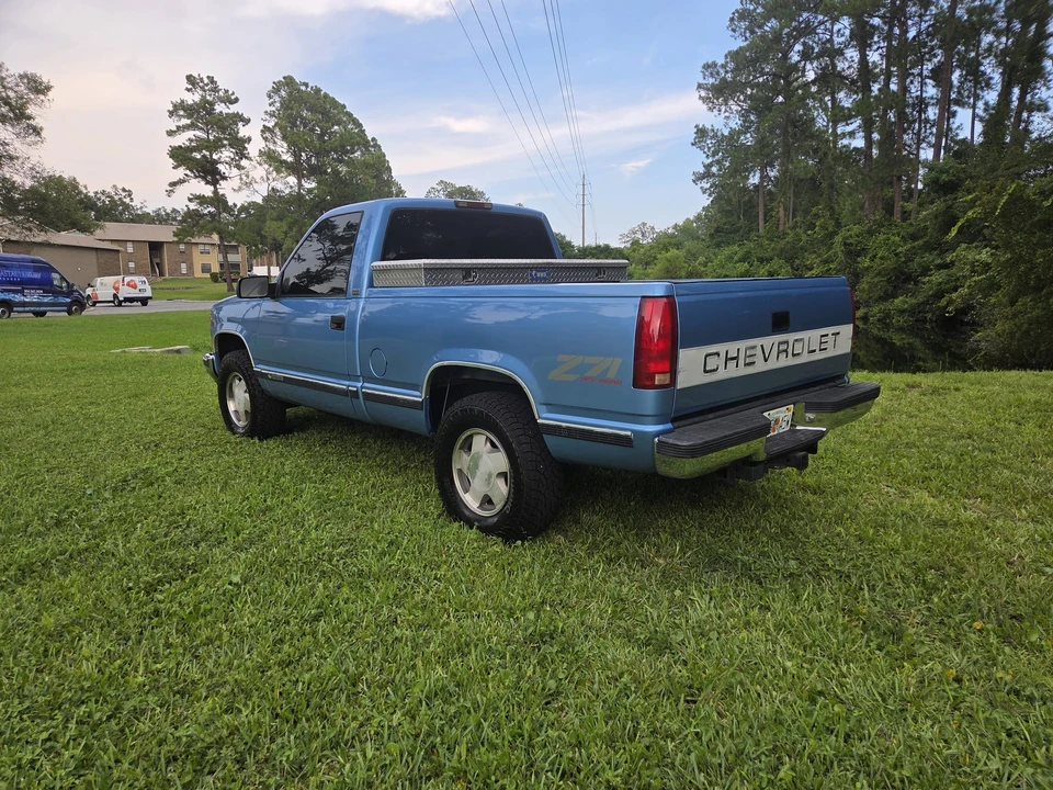 1997 Chevrolet Silverado - Image 13 of 31