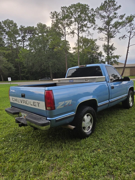 1997 Chevrolet Silverado - Image 18 of 31