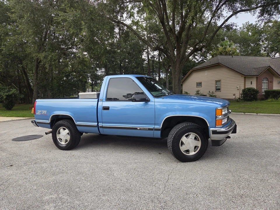 1997 Chevrolet Silverado - Image 23 of 31