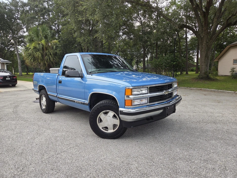 1997 Chevrolet Silverado - Image 25 of 31