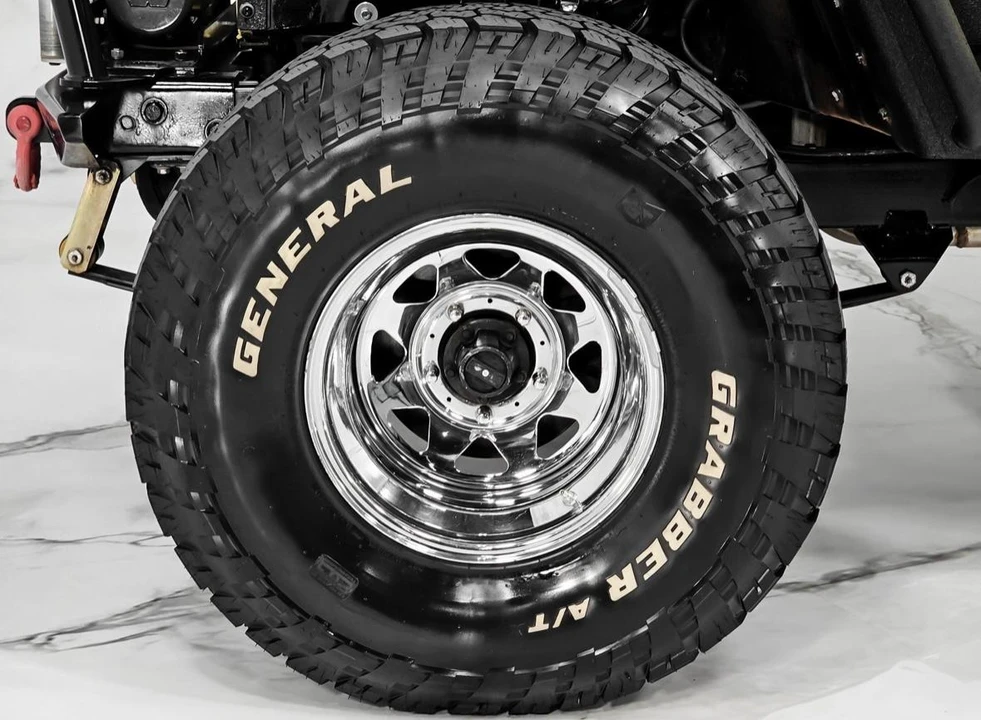 1982 Jeep CJ8 Scrambler - Image 18 of 31