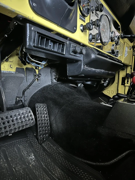 1982 Jeep CJ8 Scrambler - Image 24 of 31